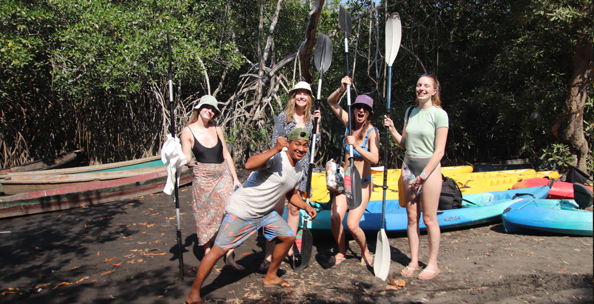 top-experience-black-sand-kayaks-el-paredon-guatemala
